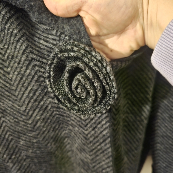 Carole Little 100% Wool Cardigan Gray Herringbone Shawl Collar Size XL - Picture 2 of 5